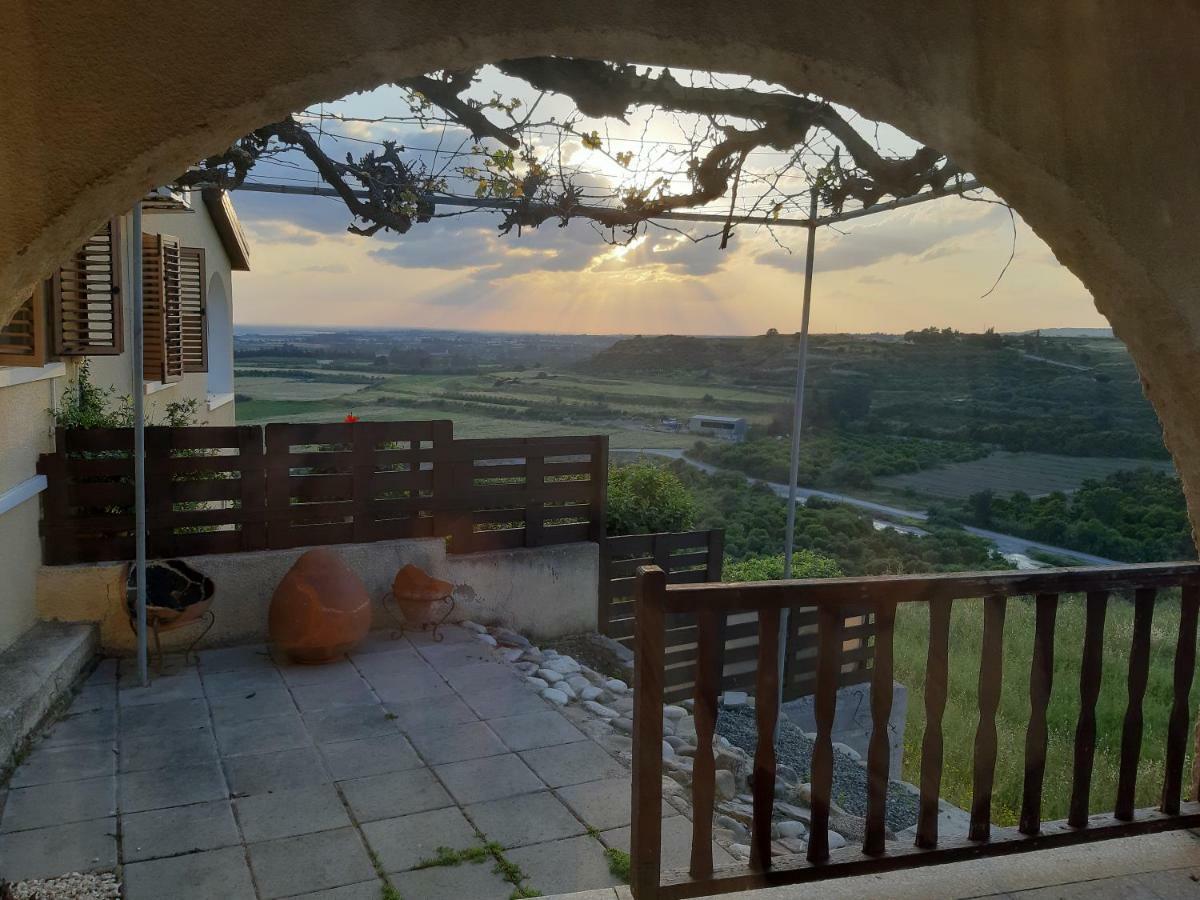 Arodafni House. Unique Views And Amazing Sunsets. Kouklia Eksteriør billede